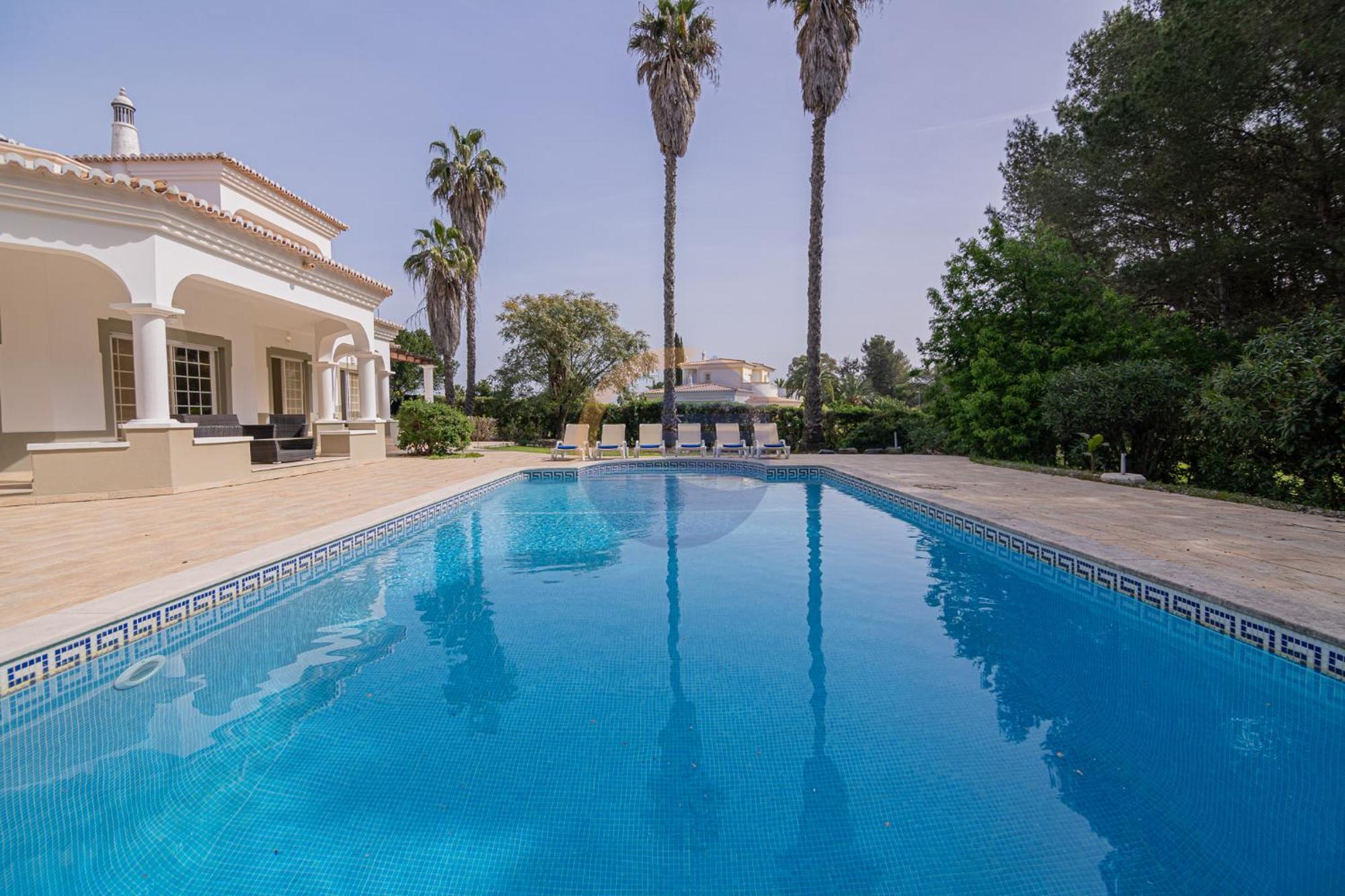Villa Luxury Suites, Heated Outdoor Pool Портиман Экстерьер фото
